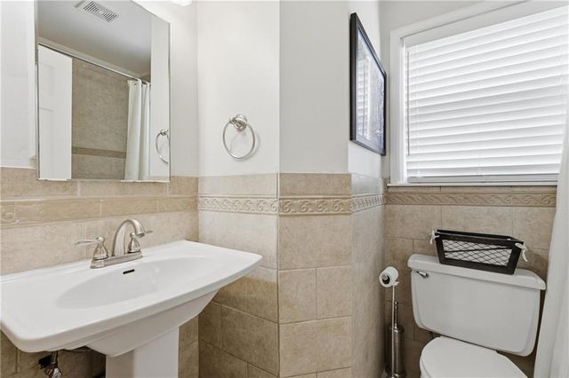 5413 SYCAMORE Drive, Roeland Park, KS 66205