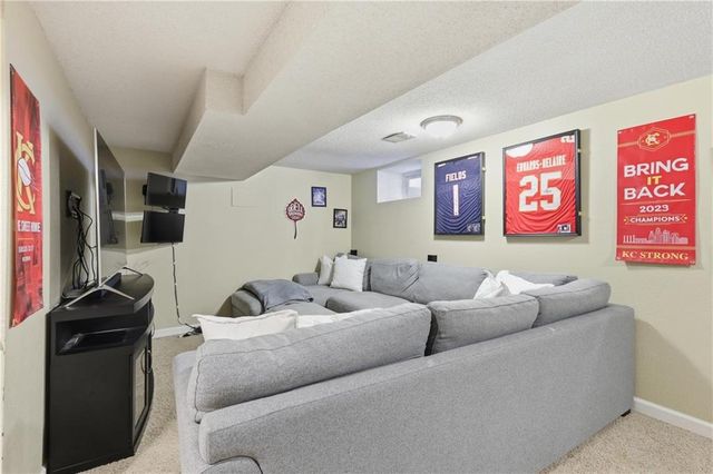 5413 SYCAMORE Drive, Roeland Park, KS 66205