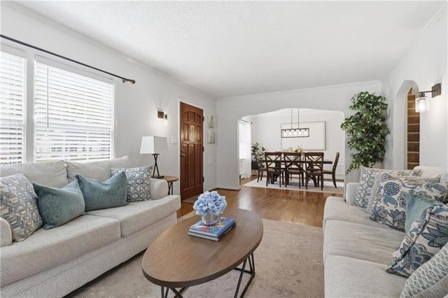 5413 SYCAMORE Drive, Roeland Park, KS 66205