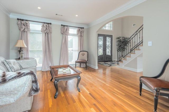 2400 HALLE PKY, Collierville, TN 38017