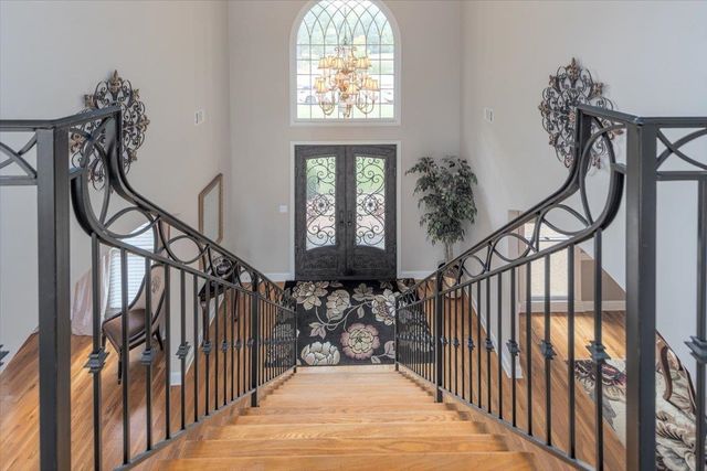 2400 HALLE PKY, Collierville, TN 38017