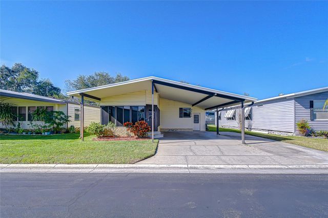 3111 HICKORY DRIVE, Wesley Chapel, FL 33543