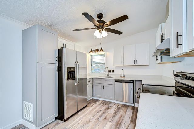 3111 HICKORY DRIVE, Wesley Chapel, FL 33543