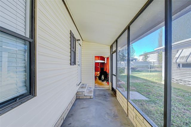 3111 HICKORY DRIVE, Wesley Chapel, FL 33543