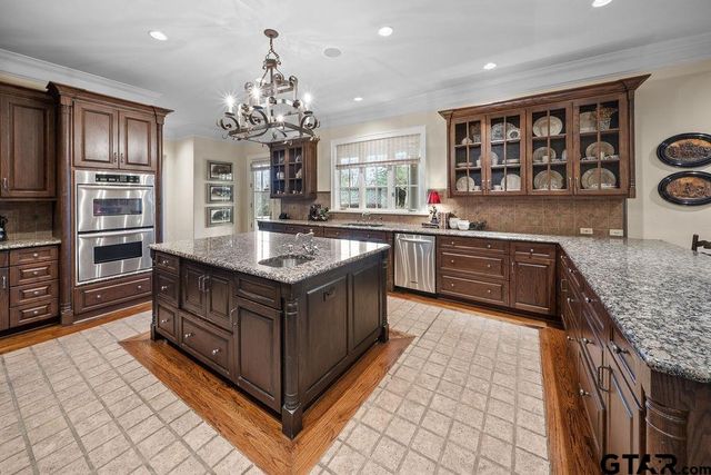 3048 Concord Pl, Tyler, TX 75701