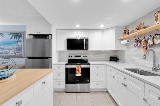 8800 BLIND PASS ROAD 4, St Pete Beach, FL 33706