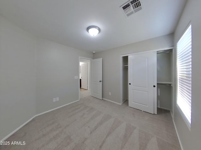 1275 E SHARI Street, San Tan Valley, AZ 85140