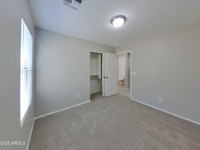 1275 E SHARI Street, San Tan Valley, AZ 85140