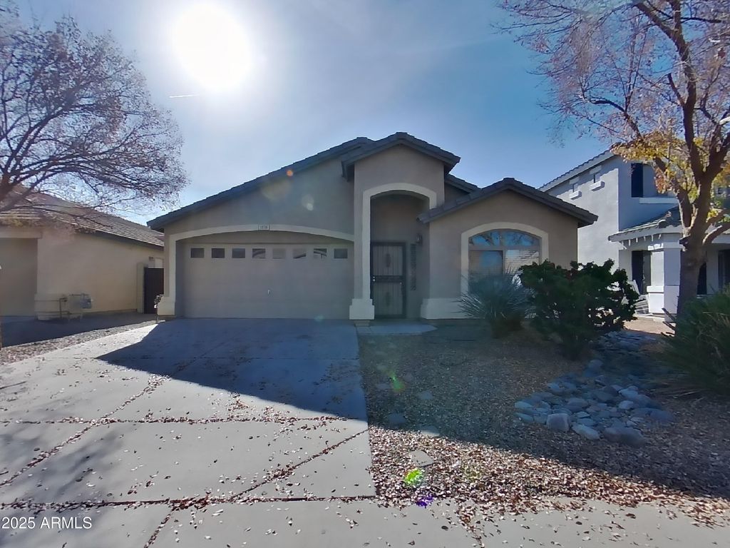 1275 E SHARI Street, San Tan Valley, AZ 85140