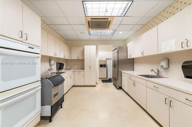 3010 NW 12th St D, Delray Beach, FL 33445