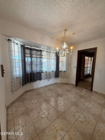 1709 BRUCE DEVLIN Drive, El Paso, TX 79935
