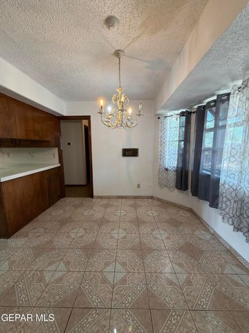 1709 BRUCE DEVLIN Drive, El Paso, TX 79935