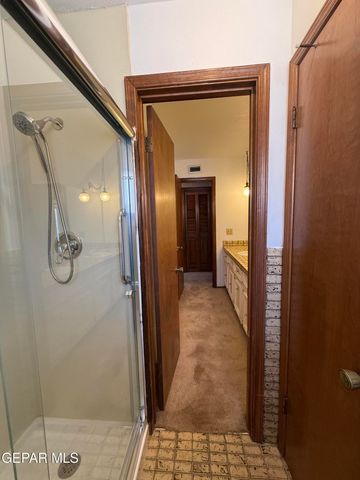 1709 BRUCE DEVLIN Drive, El Paso, TX 79935