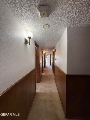 1709 BRUCE DEVLIN Drive, El Paso, TX 79935