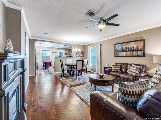 129 Weeping Way, Cibolo, TX 78108