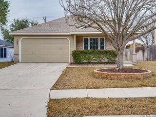 129 Weeping Way, Cibolo, TX 78108