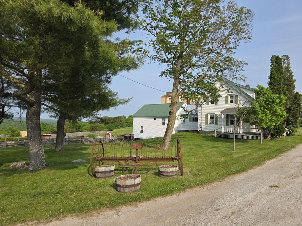 167 Main Street, Oxford, ME 04270 — photo 5