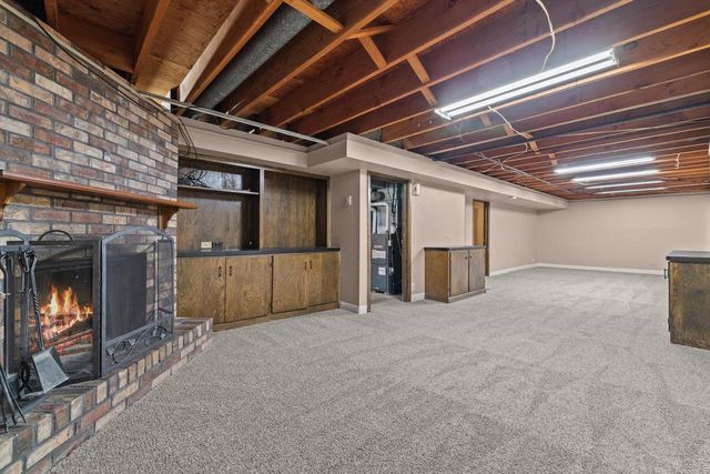 3317 Kennsington Square ROAD, Sturtevant, WI 53177