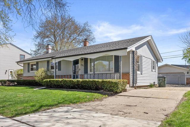 3317 Kennsington Square ROAD, Sturtevant, WI 53177