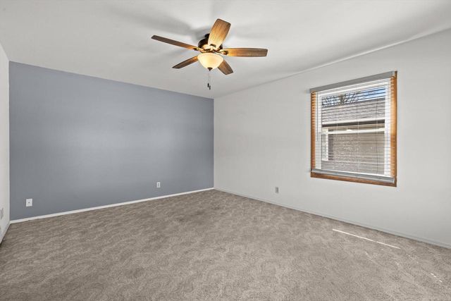 3317 Kennsington Square ROAD, Sturtevant, WI 53177