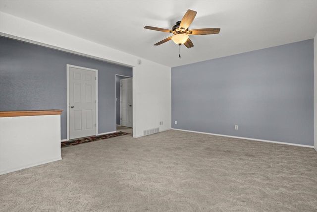3317 Kennsington Square ROAD, Sturtevant, WI 53177