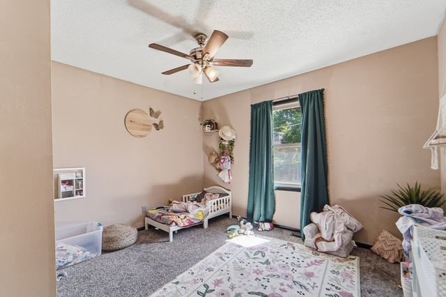 5710 SW 4th Street, Des Moines, IA 50315
