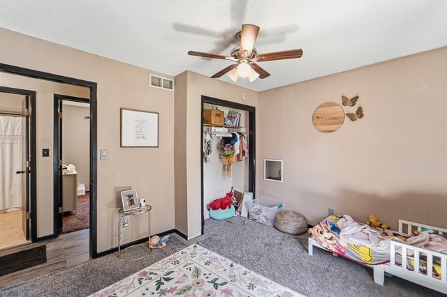 5710 SW 4th Street, Des Moines, IA 50315