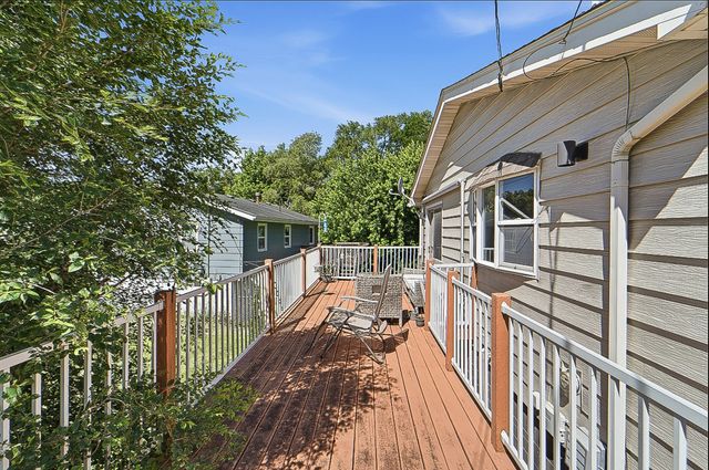 5710 SW 4th Street, Des Moines, IA 50315