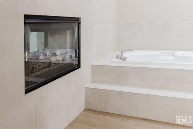 14332 Table Rock Avenue, Bakersfield, CA 93314