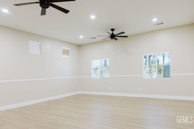 14332 Table Rock Avenue, Bakersfield, CA 93314