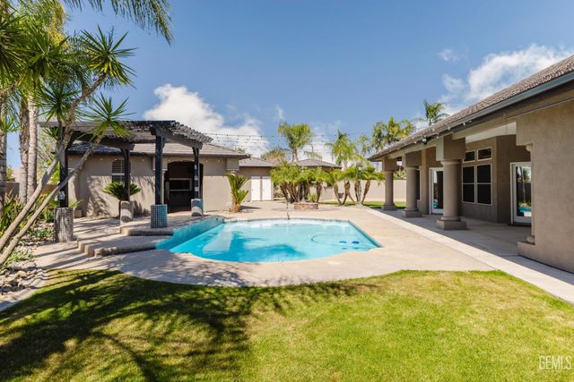 14332 Table Rock Avenue, Bakersfield, CA 93314