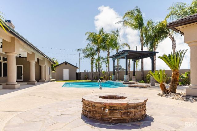 14332 Table Rock Avenue, Bakersfield, CA 93314