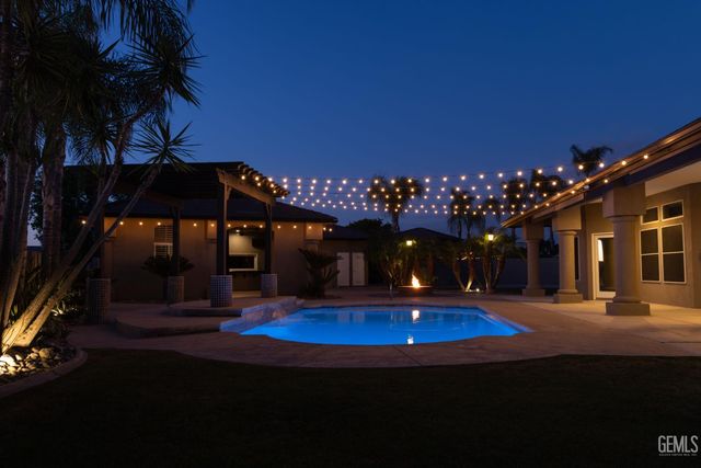 14332 Table Rock Avenue, Bakersfield, CA 93314