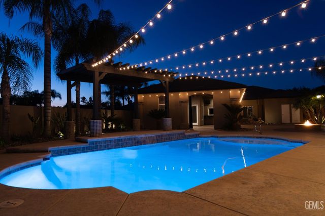 14332 Table Rock Avenue, Bakersfield, CA 93314