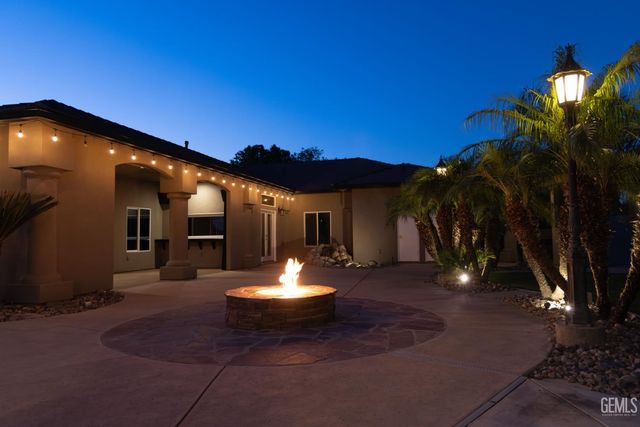 14332 Table Rock Avenue, Bakersfield, CA 93314