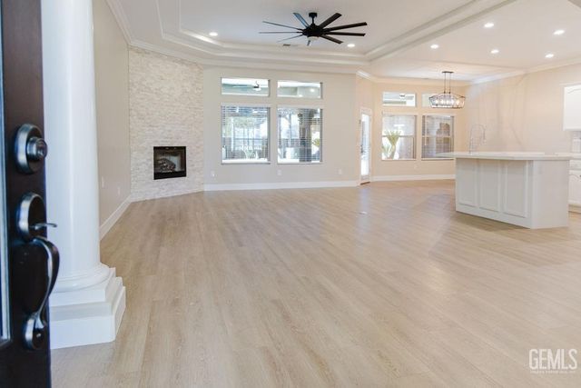 14332 Table Rock Avenue, Bakersfield, CA 93314