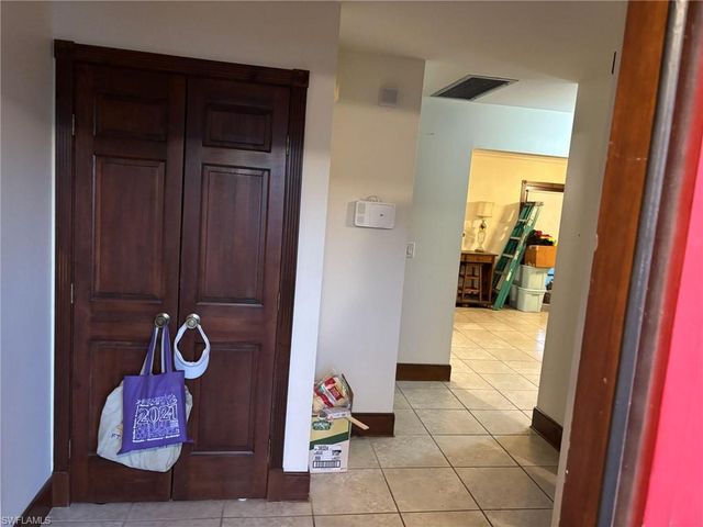 6572 Kestrel CIR, Fort Myers, FL 33966