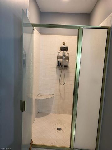 6572 Kestrel CIR, Fort Myers, FL 33966