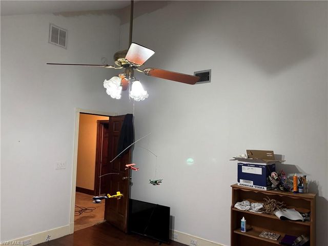 6572 Kestrel CIR, Fort Myers, FL 33966