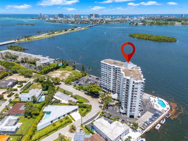 11930 N Bayshore Dr 704, North Miami, FL 33181