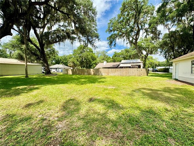 1501 BUELL COURT, Plant City, FL 33567
