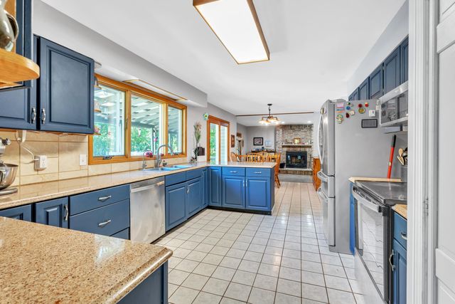 65505 Michigan 43, Bangor, MI 49013