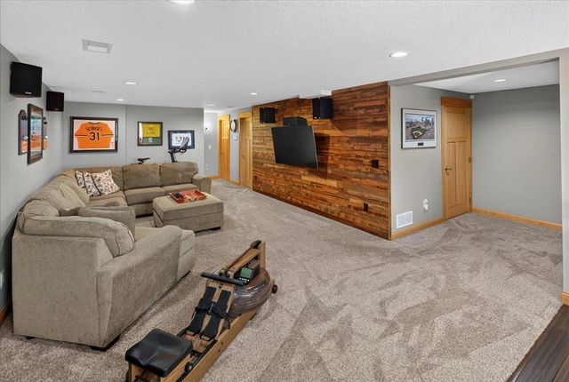 1214 Prairie Pine Court, Monticello, MN 55362