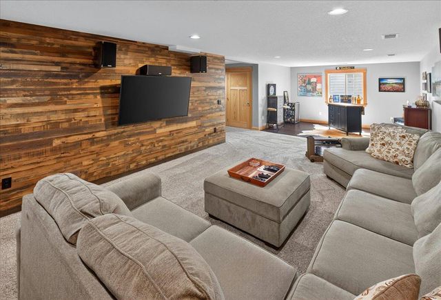 1214 Prairie Pine Court, Monticello, MN 55362