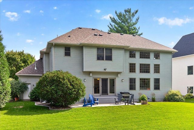 1214 Prairie Pine Court, Monticello, MN 55362