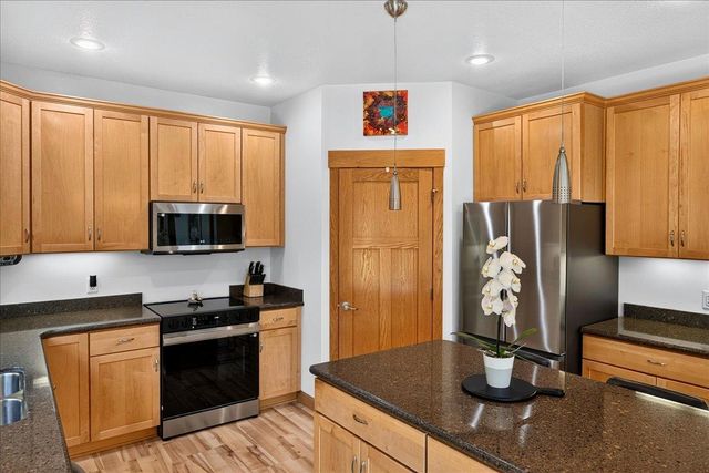 1214 Prairie Pine Court, Monticello, MN 55362