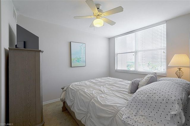 5550 Heron Point DR 304, Naples, FL 34108