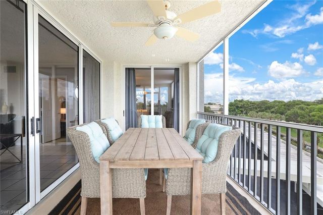 5550 Heron Point DR 304, Naples, FL 34108