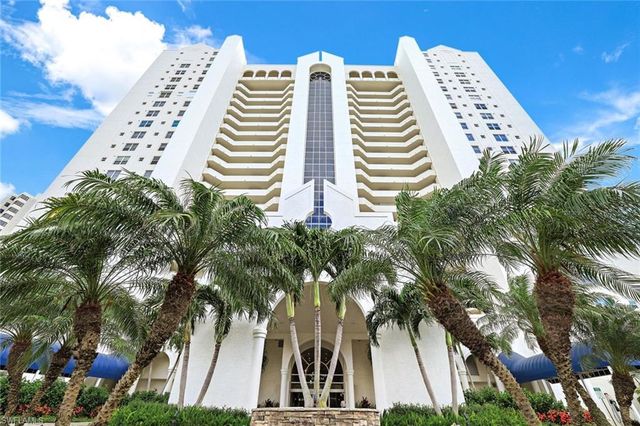5550 Heron Point DR 304, Naples, FL 34108