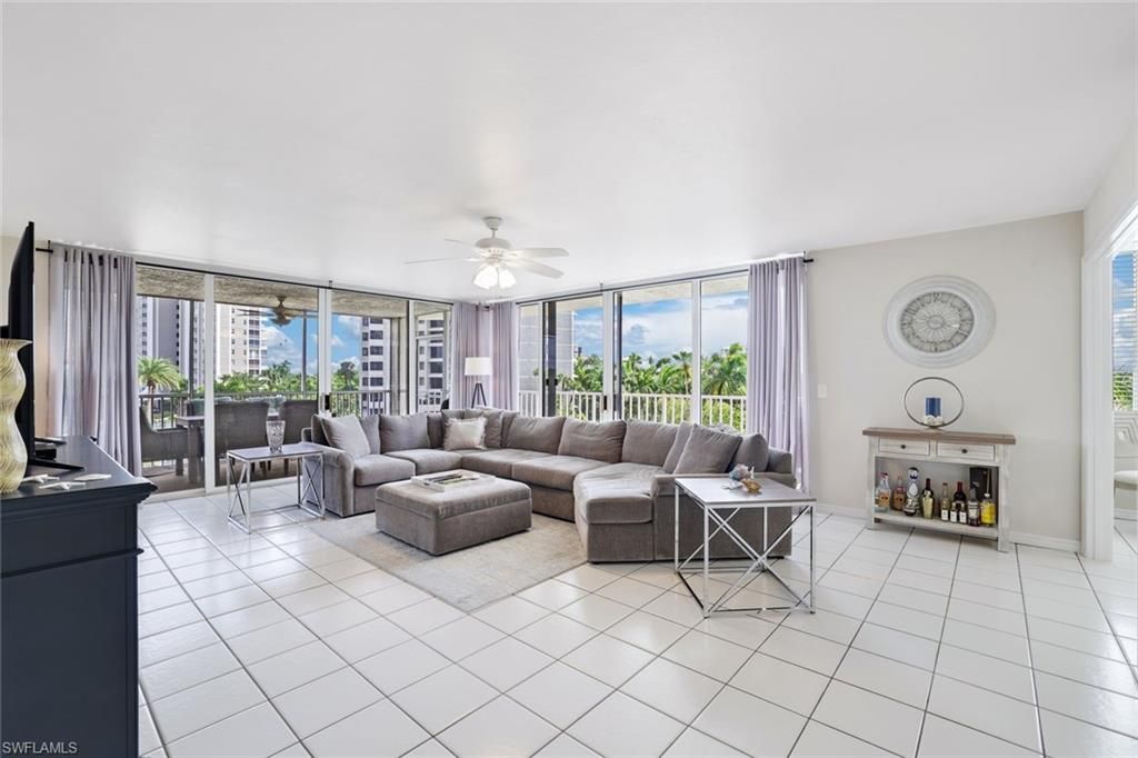5550 Heron Point DR 304, Naples, FL 34108